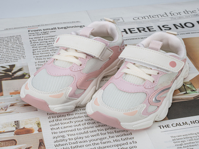 Топ 10 моделей нейтральных кроссовок этого сезона